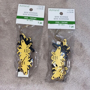 Ashland lot of 2 mini bee banners